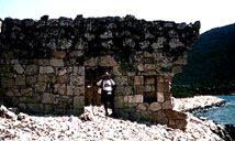 Photograph of walls at Aperlae